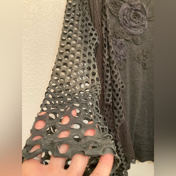 Pretty Angel asymmetrical mesh embellished whimsigoth long sleeve tunic - Picture 9 of 10